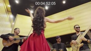 Cantar Desnuda Escena Baile